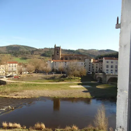 L'estaou Holiday home