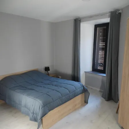 L'estaou Holiday home Lavoute-Chilhac